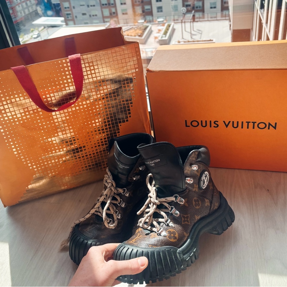 Louis vutton hiking shoes - Picture 6 of 10